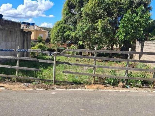 Terreno à venda em Porto Firme/MG