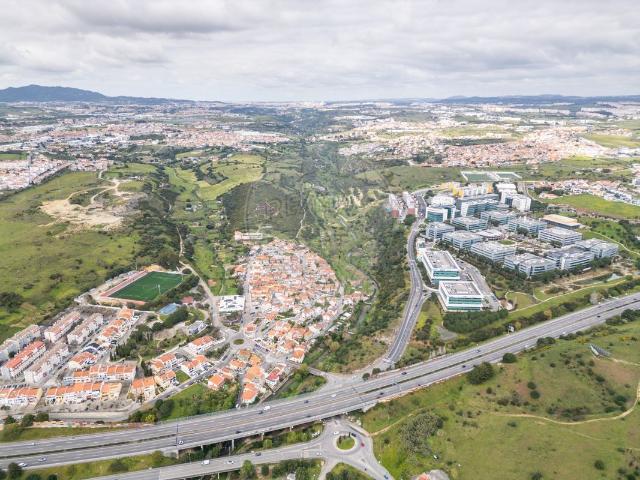 Terreno à venda em Porto Salvo, Oeiras RE/MAX Portugal