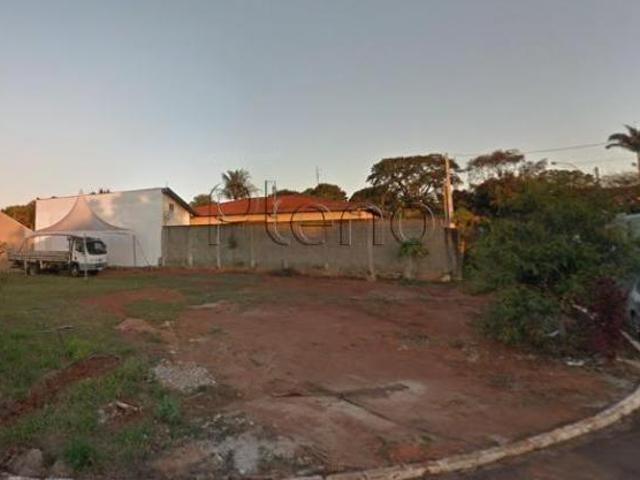 Terreno à venda em Paulínia, Jardim de Itapoan, com 682 m²