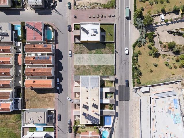 Terreno à venda em Palmeira, Braga RE/MAX Portugal