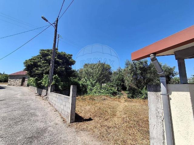 Terreno à venda em Parada, Carregal do Sal RE/MAX Portugal