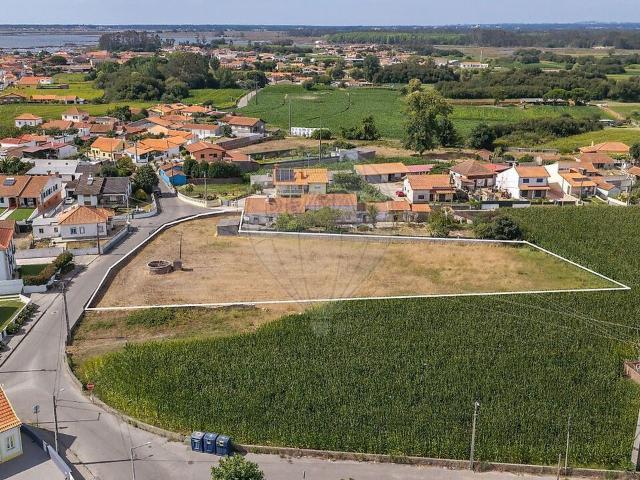 Terreno à venda em Pardilhó, Estarreja RE/MAX Portugal