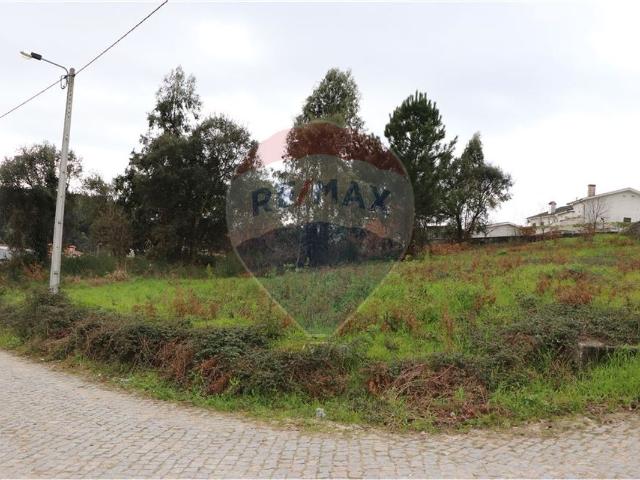 Terreno à venda em Paredes