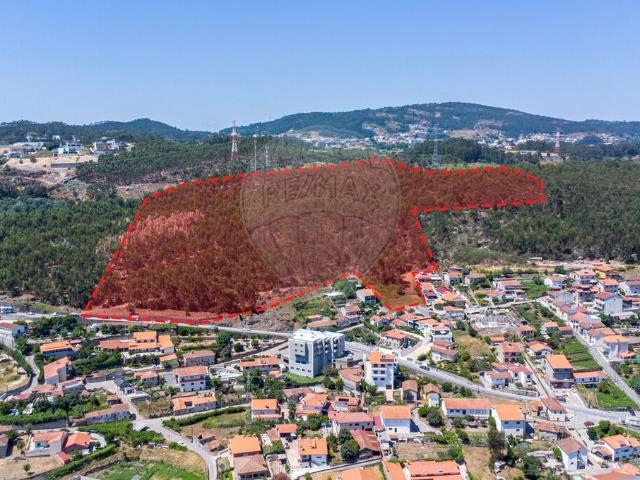 Terreno à venda em Paredes