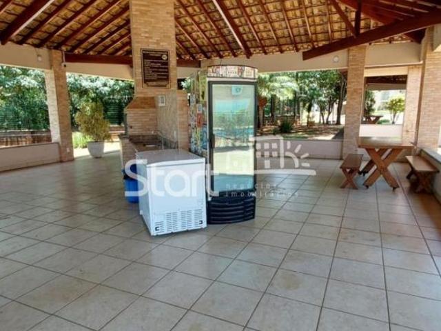 terreno à venda em Parque Brasil 500