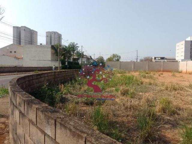 terreno à venda em Parque Gabriel
