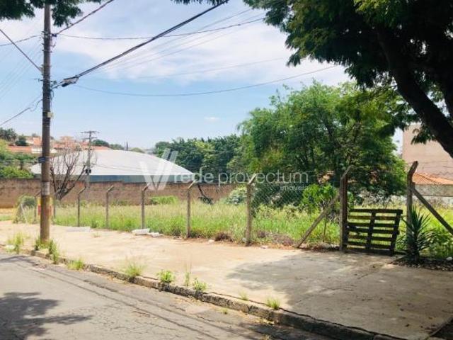 terreno à venda em Parque São Quirino