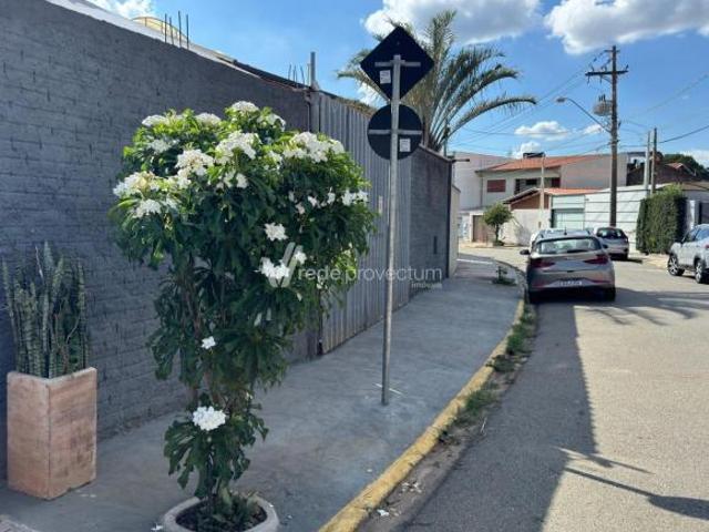 terreno à venda em Parque Taquaral