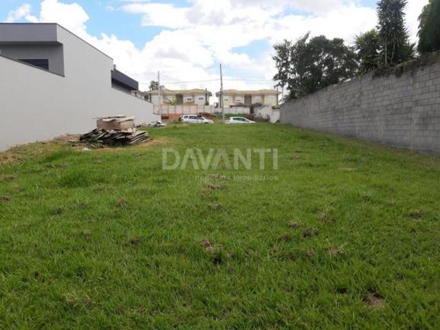 terreno à venda em Parque Xangrilá