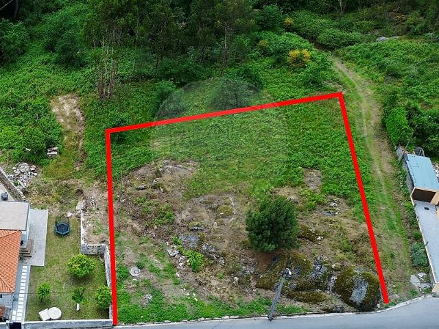 Terreno à venda em Pedome, Vila Nova de Famalicão RE/MAX Portugal