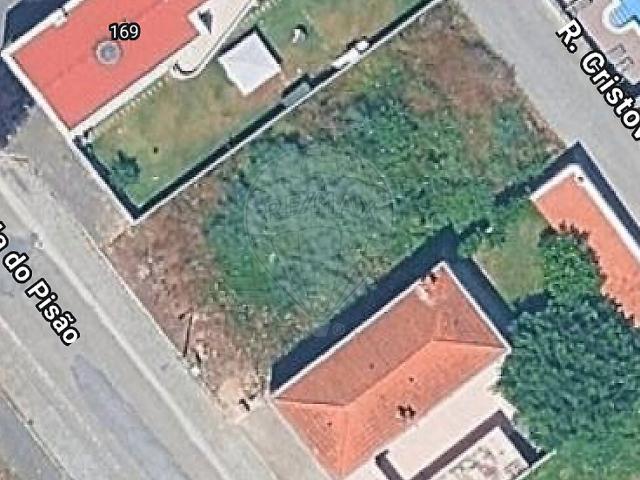 Terreno à venda em Pedroso e Seixezelo, Vila Nova de Gaia RE/MAX Portugal