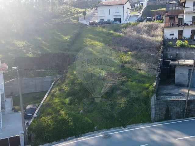 Terreno à venda em Penhalonga e Paços de Gaiolo, Marco de Canaveses RE/MAX Portugal