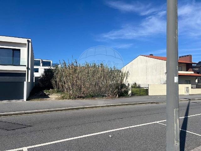Terreno à venda em Perafita, Lavra e Santa Cruz do Bispo, Matosinhos RE/MAX Portugal