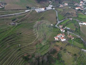 Terreno à venda em Peso da Régua