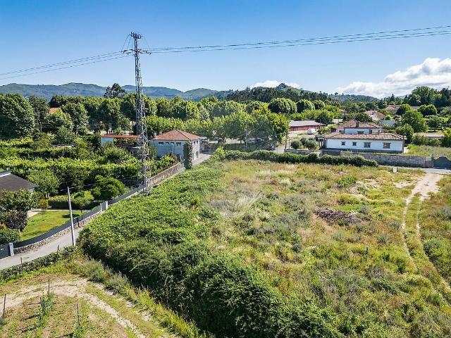 Terreno à venda em Pico de Regalados, Gondiães e Mós, Vila Verde RE/MAX Portugal