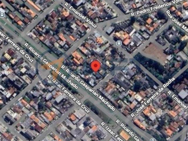 Terreno à venda em Pinheirinho