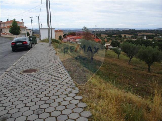 Terreno à venda em Pinhel