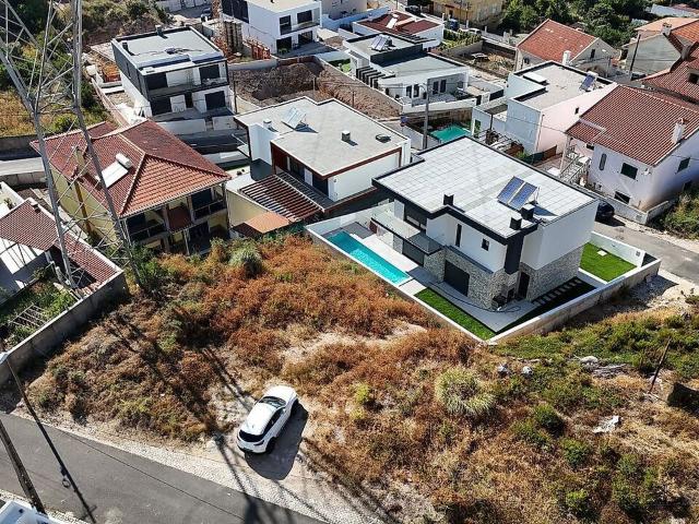 Terreno à venda em Queluz e Belas, Sintra RE/MAX Portugal