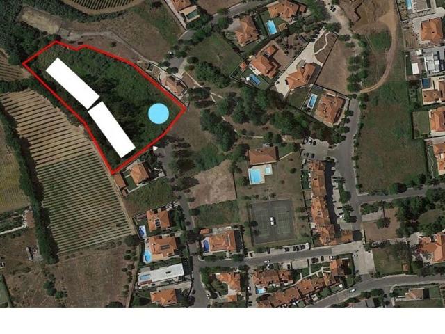 Terreno à venda em Quinta do Fez