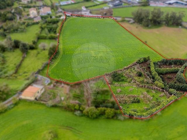 Terreno à venda em Rabo de Peixe, Ribeira Grande RE/MAX Portugal