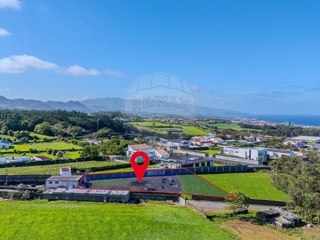 Terreno à venda em Rabo de Peixe, Ribeira Grande RE/MAX Portugal