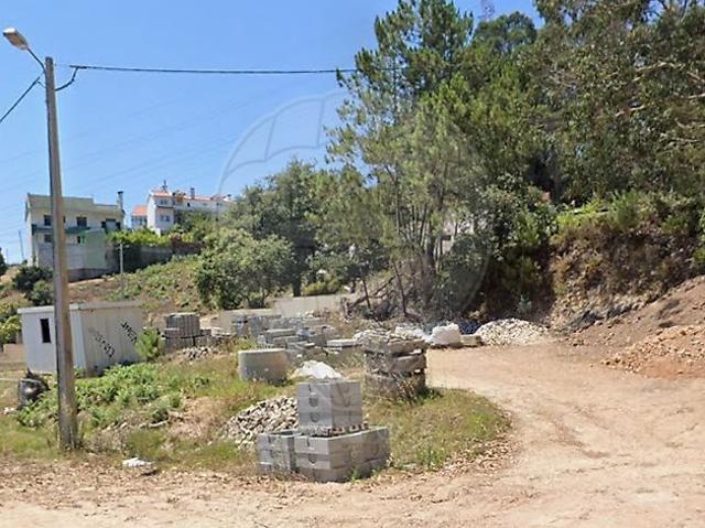 Terreno à venda em Ramada e Caneças, Odivelas RE/MAX Portugal