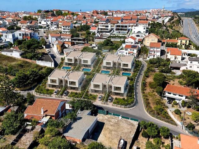 Terreno à venda em Ramada e Caneças, Odivelas RE/MAX Portugal