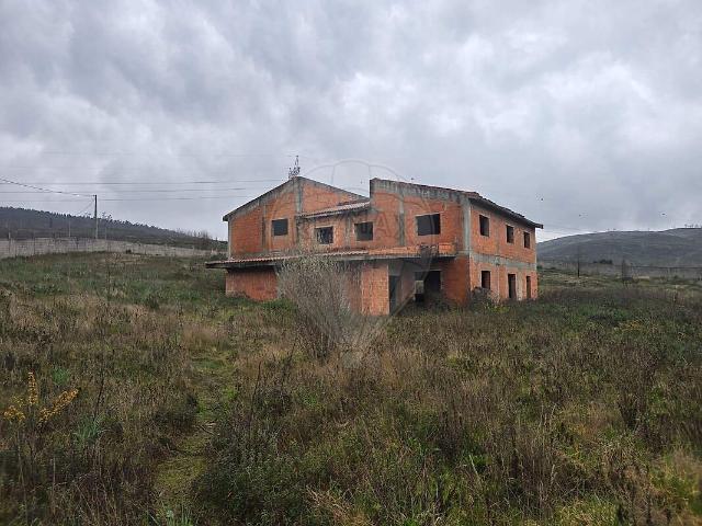 Terreno à venda em Rebordosa, Paredes RE/MAX Portugal