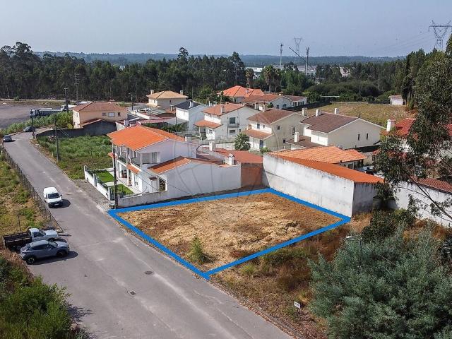 Terreno à venda em Requeixo, Nossa Senhora de Fátima e Nariz, Aveiro RE/MAX Portugal