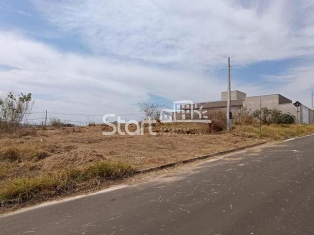 terreno à venda em Residencial Bela Aliança