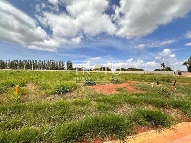 terreno à venda em Residencial das Acácias