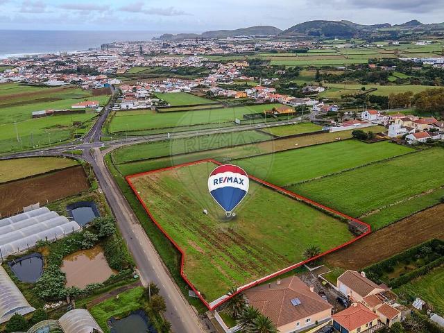 Terreno à venda em Ribeira Grande