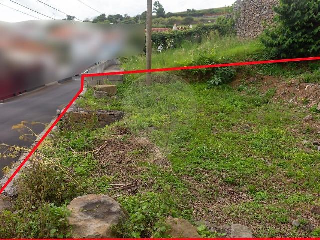 Terreno à venda em Ribeirinha, Angra do Heroísmo RE/MAX Portugal