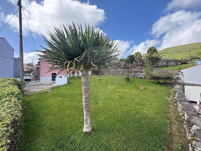 Terreno à venda em Ribeirinha, Angra do Heroísmo RE/MAX Portugal