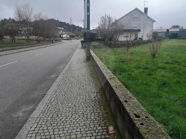 Terreno à venda em Touro, Vila Nova de Paiva RE/MAX Portugal