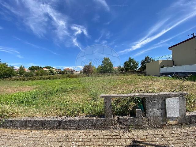 Terreno à venda em Tourais e Lajes, Seia RE/MAX Portugal