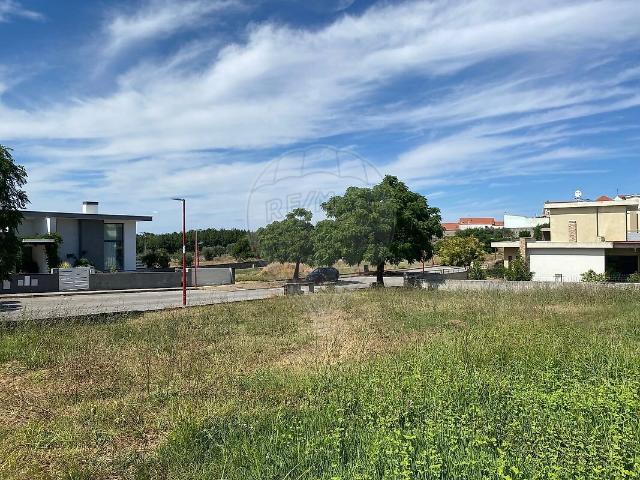 Terreno à venda em Tourais e Lajes, Seia RE/MAX Portugal