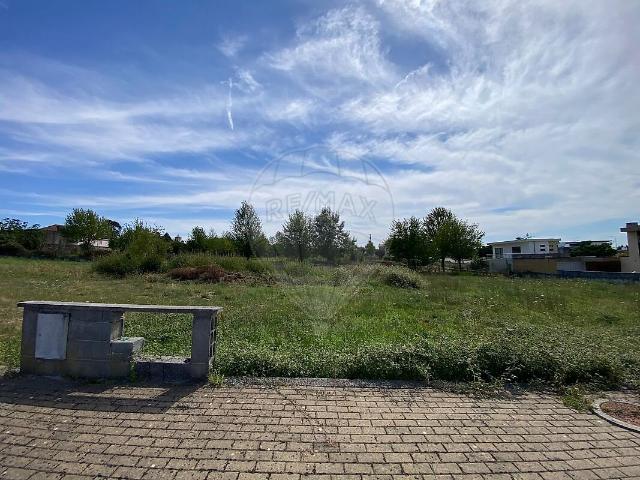 Terreno à venda em Tourais e Lajes, Seia RE/MAX Portugal