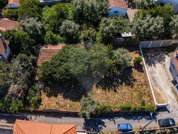Terreno à venda em Tondela