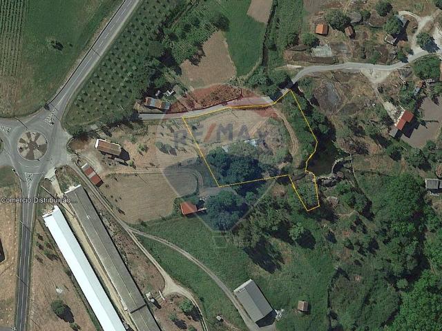 Terreno à venda em Tondela