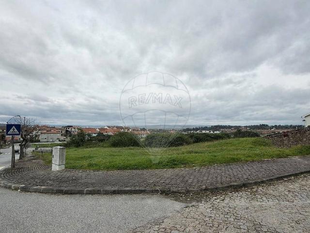 Terreno à venda em Torre de Dona Chama, Mirandela RE/MAX Portugal