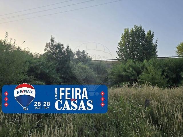 Terreno à venda em Torres Novas