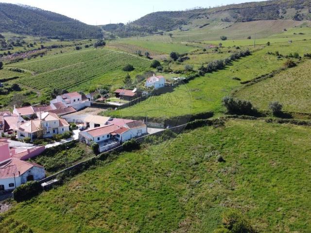 Terreno à venda em Torres Vedras