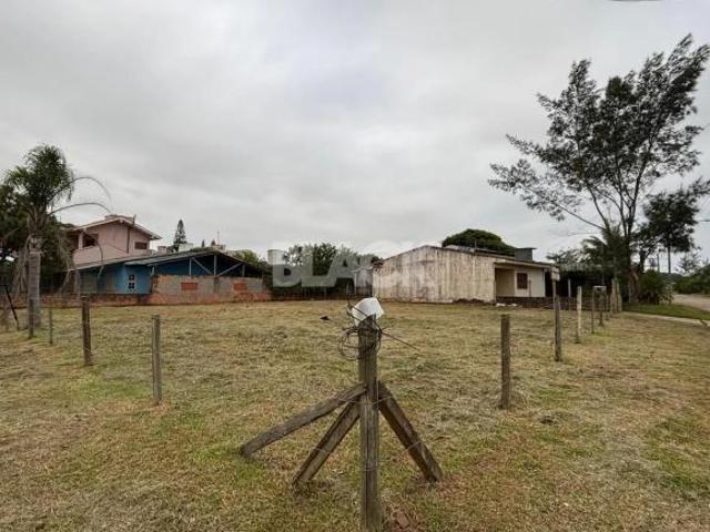 Terreno à venda em Torres