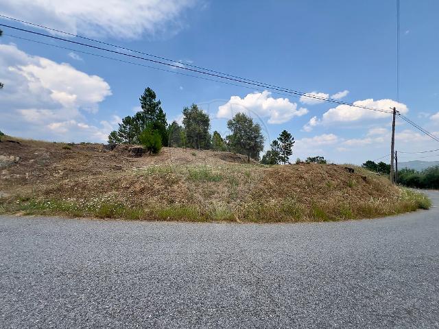 Terreno à venda em Tortosendo, Covilhã RE/MAX Portugal