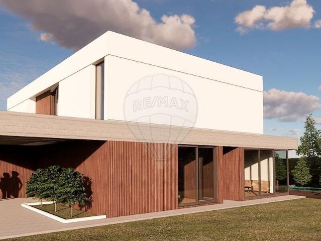 Terreno à venda em Tabuado, Marco de Canaveses RE/MAX Portugal