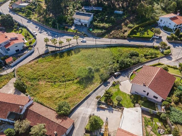 Terreno à venda em Tamel Santa Leocádia e Vilar do Monte, Barcelos RE/MAX Portugal