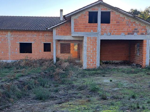 Terreno à venda em Treixedo e Nagozela, Santa Comba Dão RE/MAX Portugal