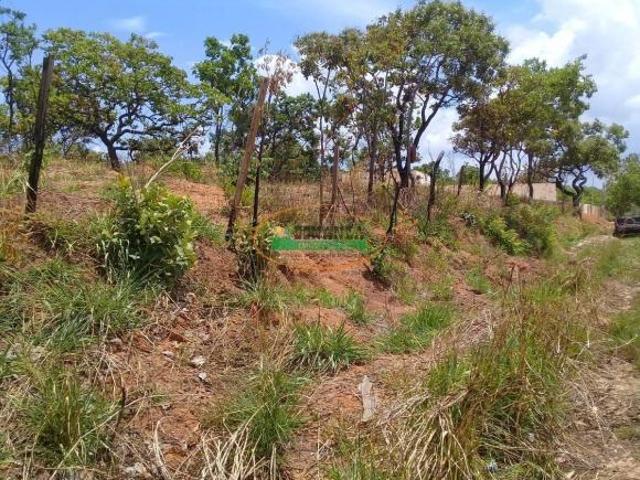 Terreno à venda em Três Marias