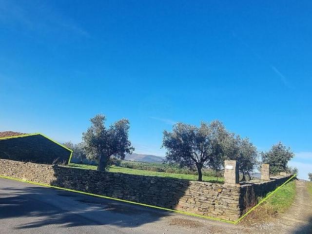 Terreno à venda em Trevões e Espinhosa, São João da Pesqueira RE/MAX Portugal